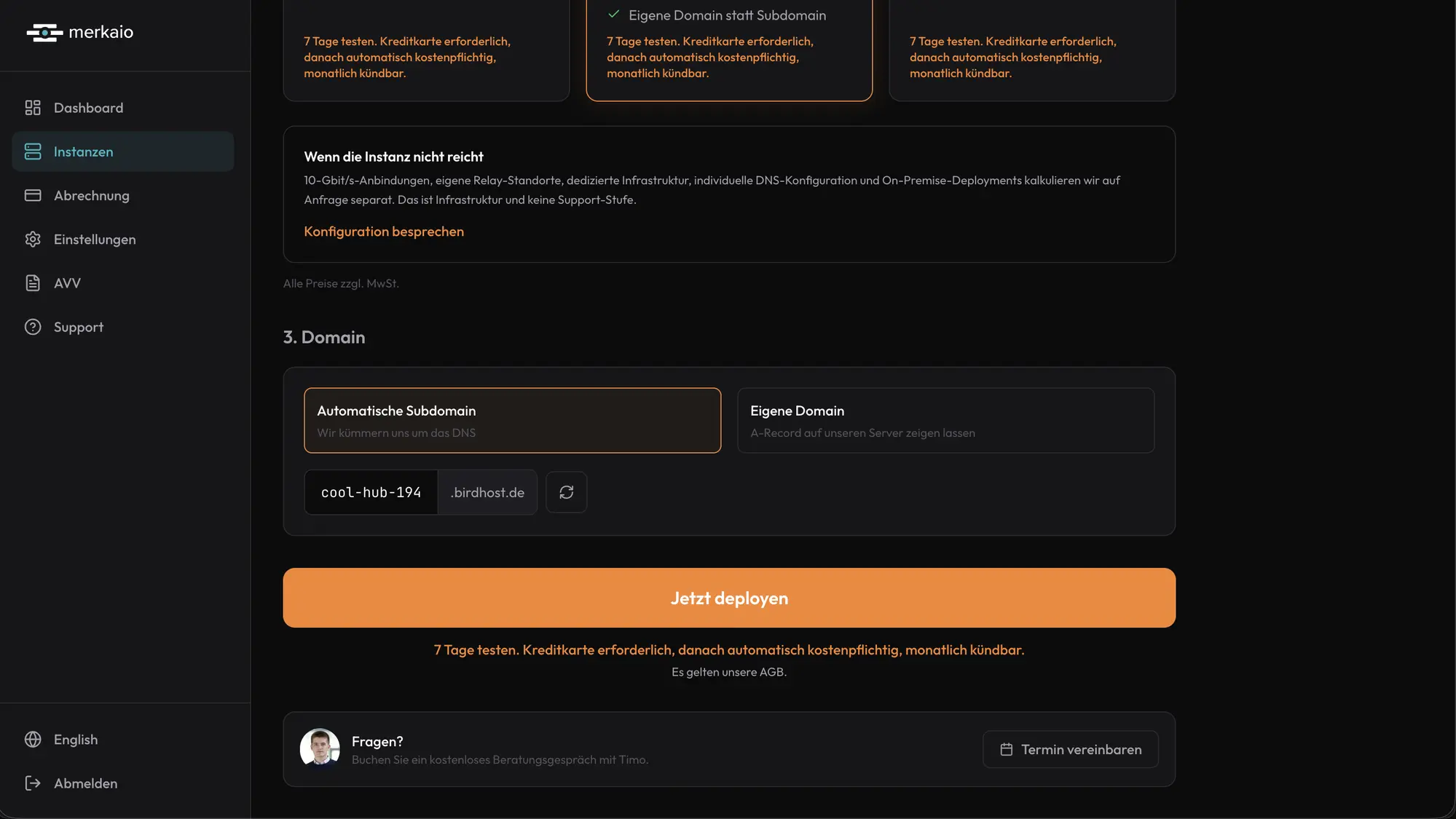 merkaio-Portal: Domainauswahl mit automatischer Subdomain und Schaltfläche Jetzt deployen